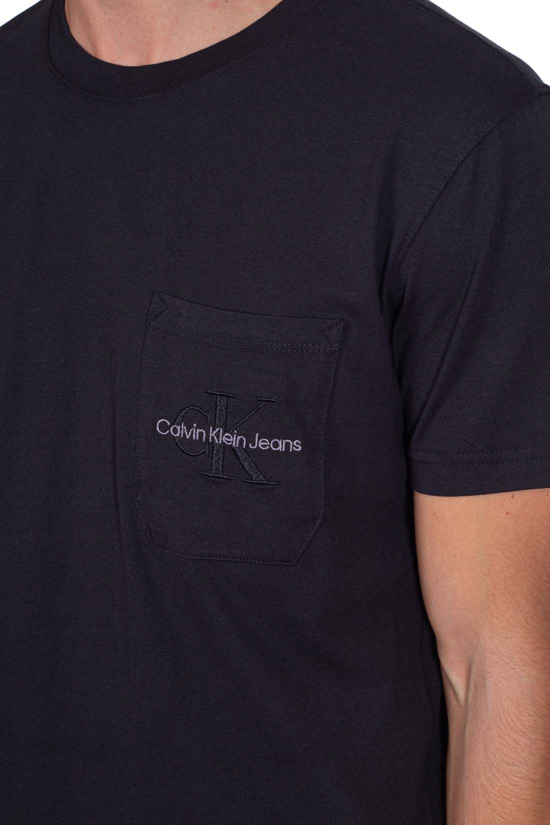 CALVIN KLEIN JEANS - Men's T-shirt with pocket and logo