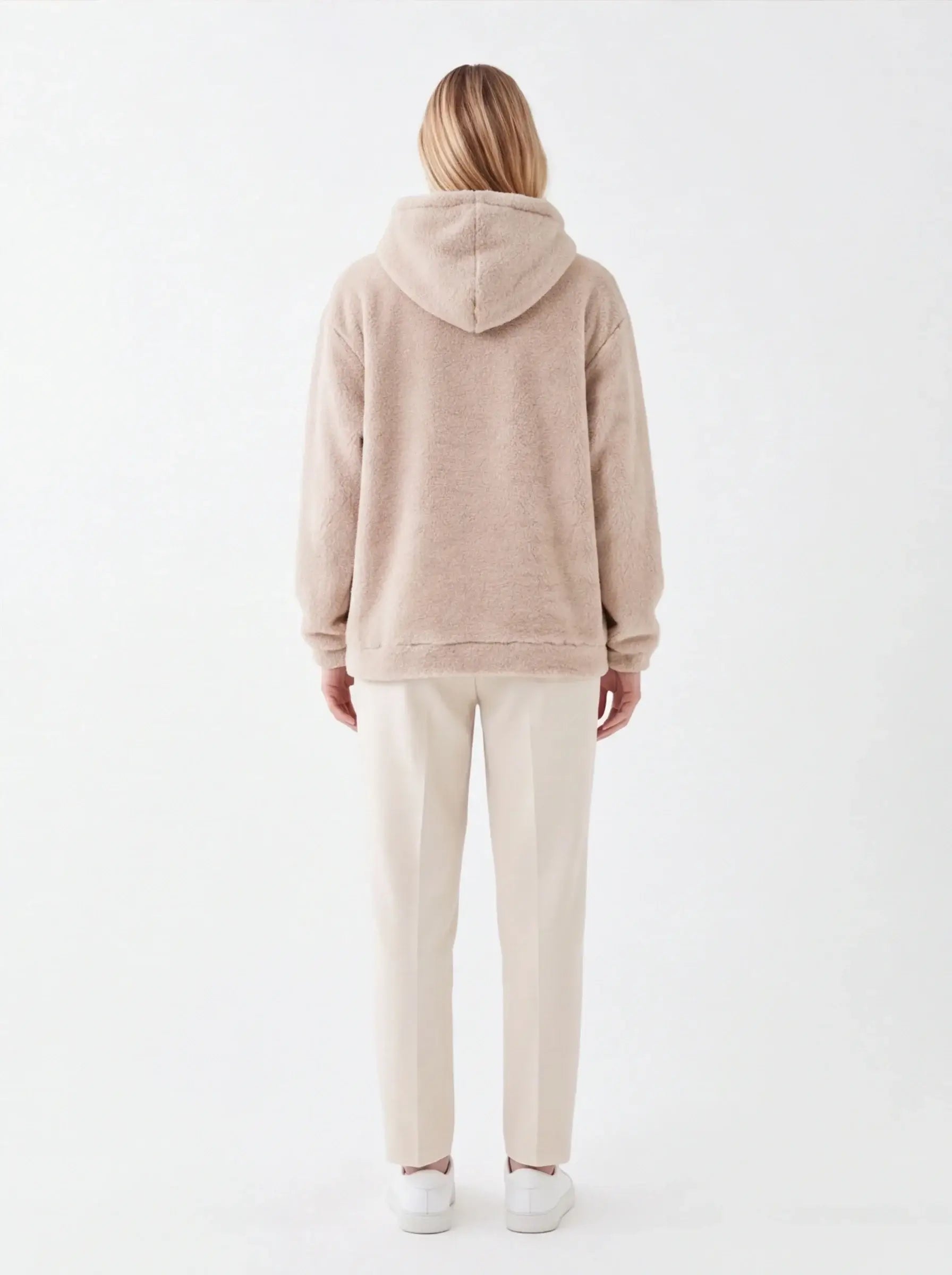 Luxury Dynamic Hoodie for Women Premium Urban Streetwear Spanish Design-4